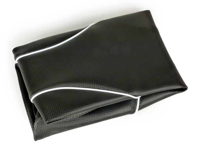 Funda de asiento -X-TREME- Vespa GTS i.E. Super 125-300 (ZAPM4520) - (2014-, Facelift) - Negro (Carbon Style)