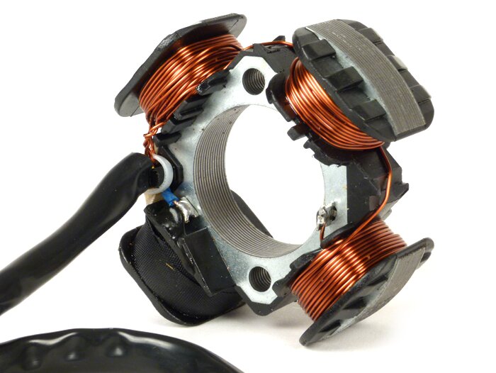 Allumage -QUALITÉ OEM stator- Morini 50cc (type AH) - 4 câbles (Ø=79,3mm) - Suzuki Address50, AP50 Malaguti Crosser50, Italjet Formula50, Torpedo50, Velocifero, Atala Hacker, Skeggia, Byte