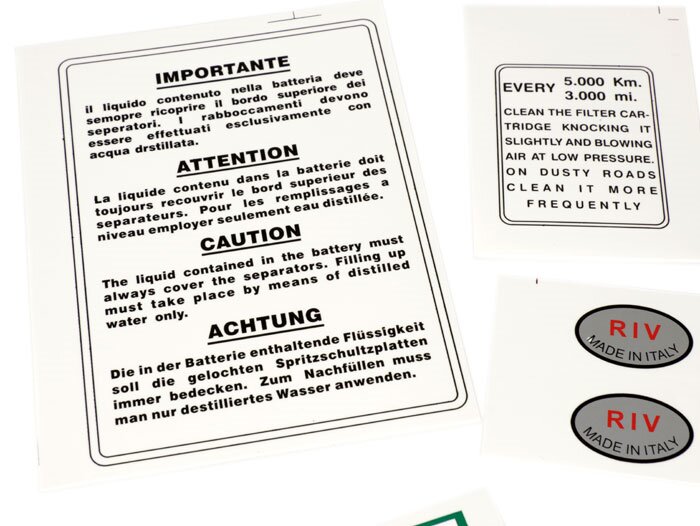 Inrij-instructies -OEMKWALITEIT waterslide foto- Engels - Gereedschapskist, luchtfilterkast, bobine, schokdemper