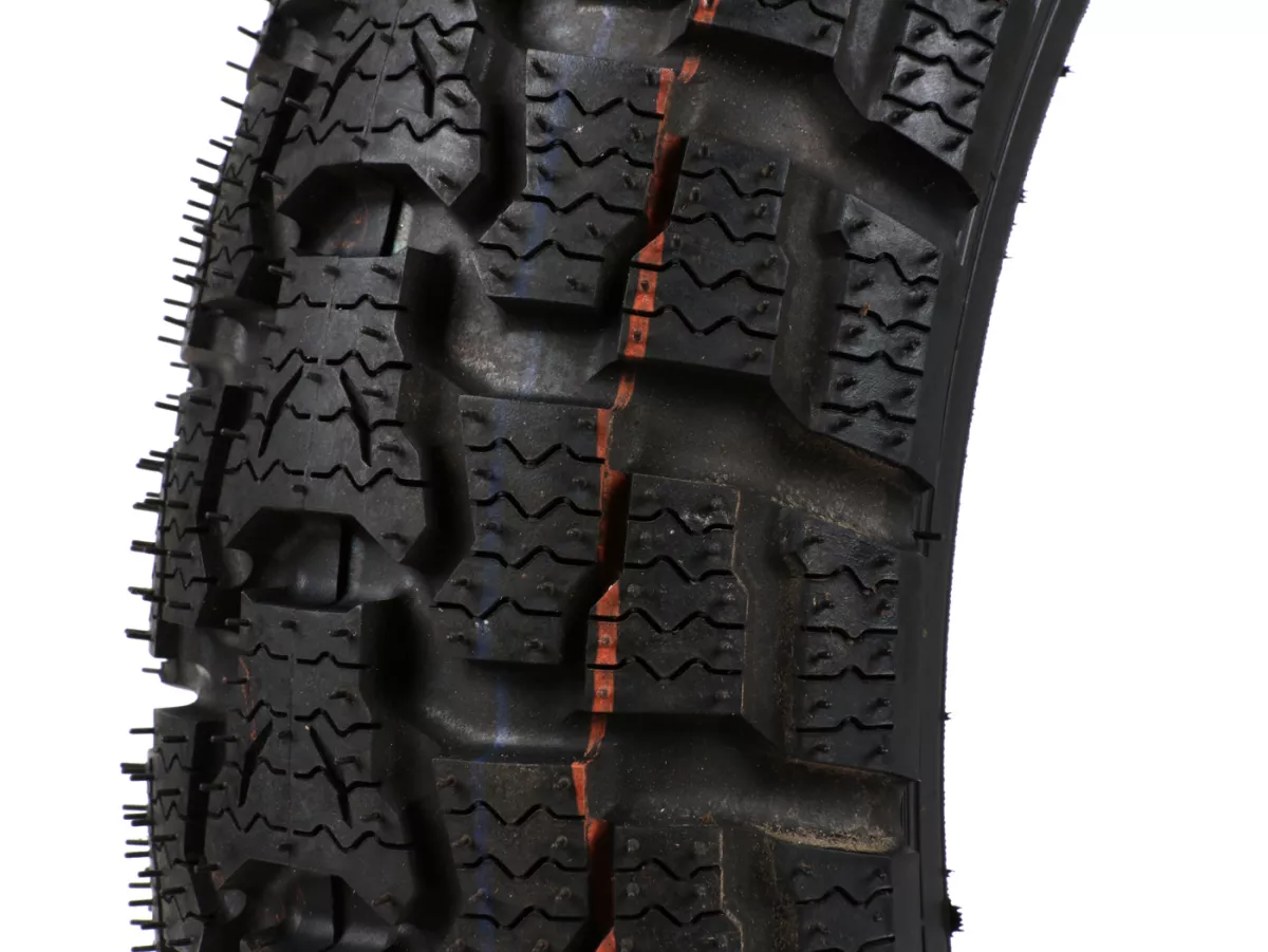 Banden -IRC SN26 Urban Snow M+S- 110/70 - 13 inch 48M TL voor