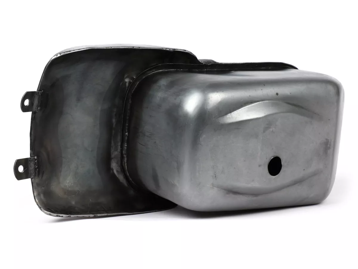Tank -PREMIUM, geolied plaatstaal, Sei Giorni Sport- Vespa Wideframe VM, VN1, Hoffmann HC, ACMA, VL1 - met bult - 9 liter