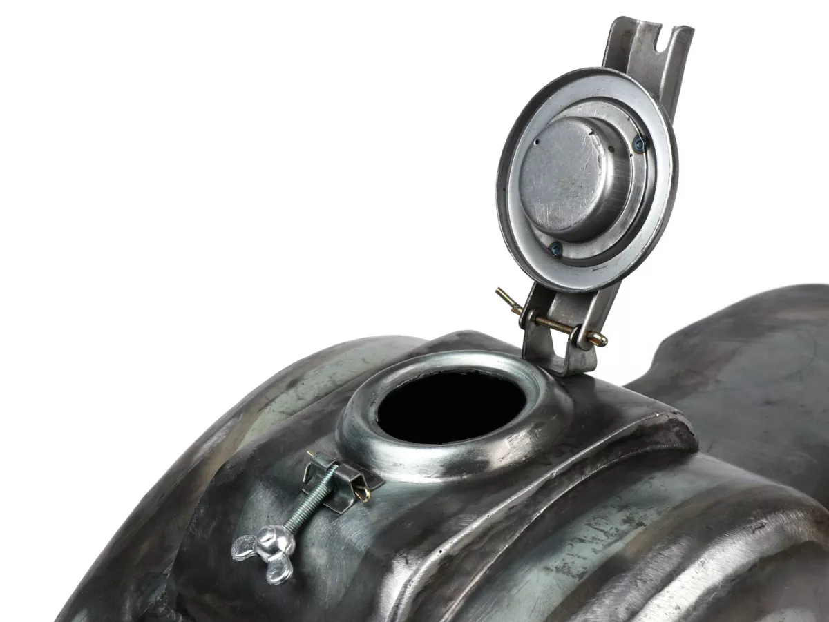 Tank -PREMIUM, geolied plaatstaal, Sei Giorni Sport- Vespa Wideframe VM, VN1, Hoffmann HC, ACMA, VL1 - met bult - 9 liter