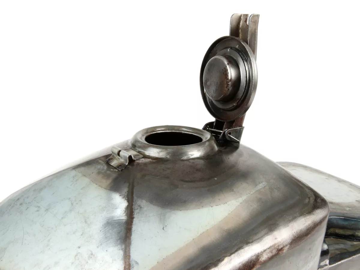 Tank -PREMIUM, geolied plaatstaal, Sei Giorni Sport- Vespa Wideframe VM, VN1, Hoffmann HC, ACMA, VL1 - met bult - 9 liter