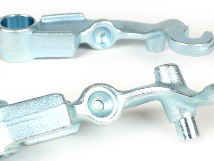 Pair of fork links for drum brake -CASA PERFORMANCE- Lambretta DL, GP, LI, LIS, SX, TV - with shock absorber mount