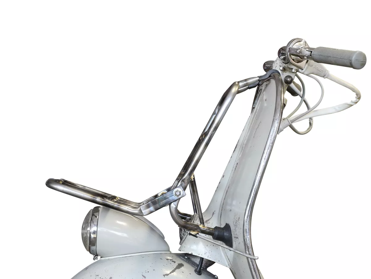 Portaequipajes plegable frontal -ULMA NANUCCI Style- Vespa Largeframe Rally, Sprint, SS180, GS160, GT, GTR, GL, Super, VBB, VBA, VNA, VNB, Vespa Wideframe GS150, VL, VB, VM, VN, V1-15, V30-33, Motovespa 150 GS, 150 Sprint, GT160 - metal desnudo (no contra