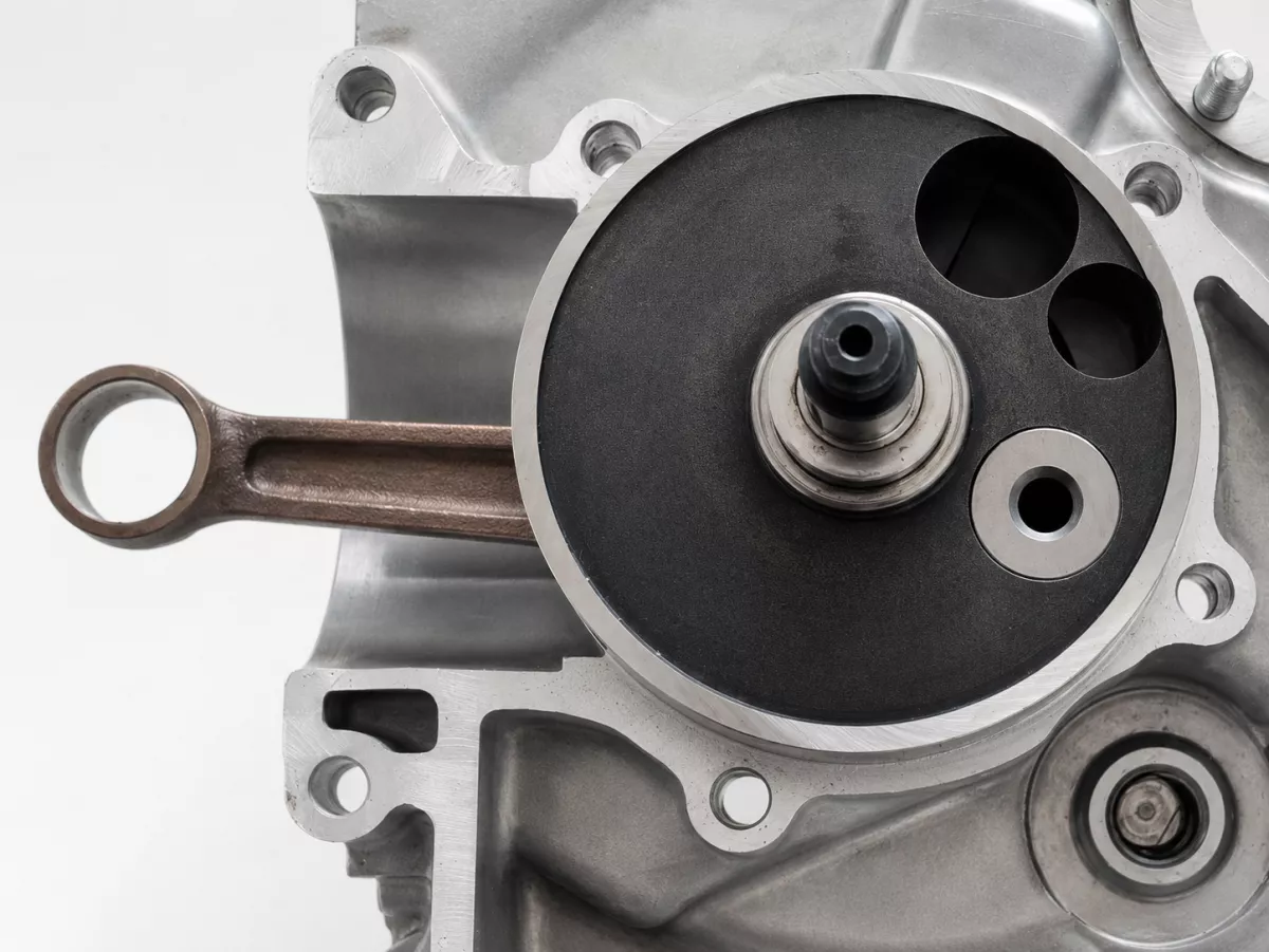 Engine case (Sport, spindled for 60/62mm crankshaft) -OEM rotary valve inlet, Elestart, with separate lubrication- Vespa P200E, PX200, PX200E, Motovespa P200 DN, PX200 Iris, TX200