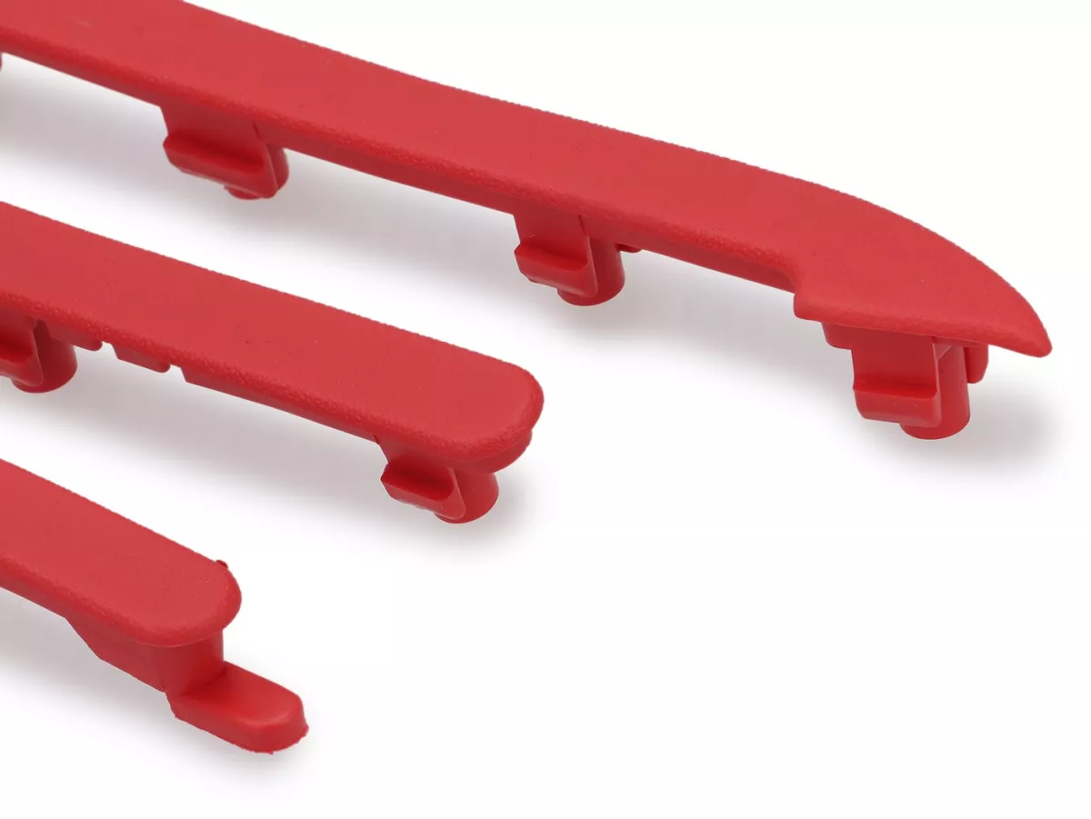 Set pedane Moto Nostra, rosso per Vespa GT/GTL, GTS, GTS Super, GTV
