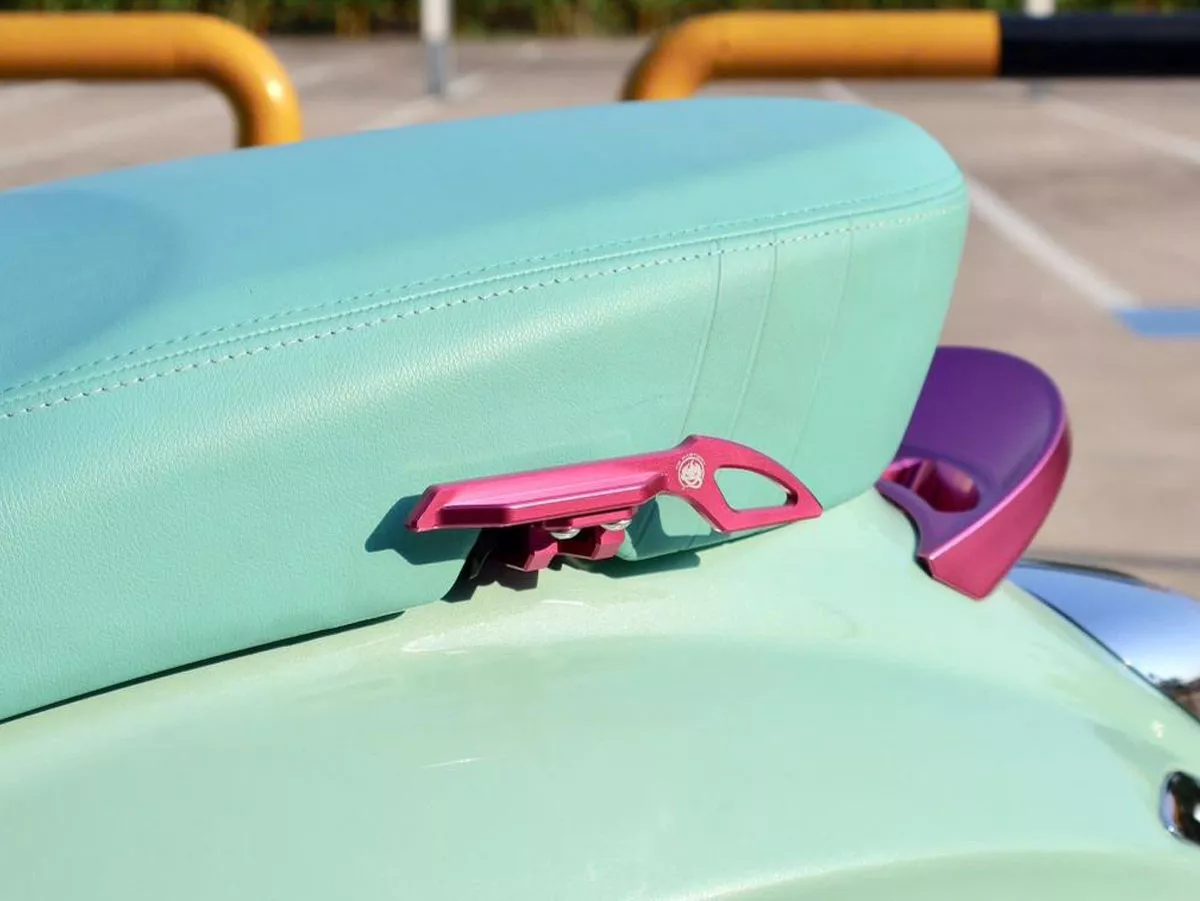 Pillion grips TR Factory, golden for Vespa GTS, GTS Super, GTV, GT 60 ...