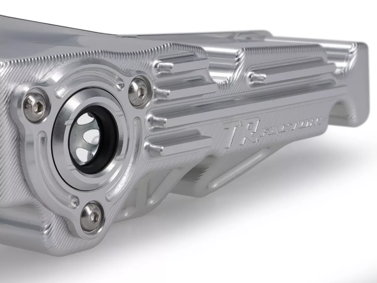 Cárter de aceite TR Factory, color plateado, para Vespa 946 125–150 (2013–), GTS / GTS Super 125–150 (2016–), LT 125–150 (2014), LX 125–150 (2012–2013), Primavera 125–150 (2013–), S 125 (2012), Sprint 125–150 (2014–)
