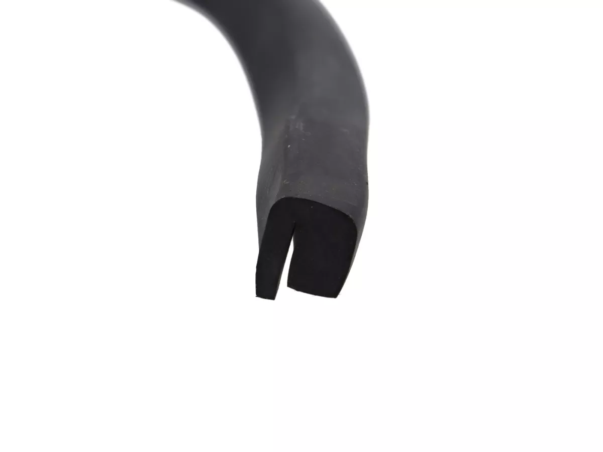 Rubber zijkap, boven, lang, rechts en links Royal Alloy, zwart voor GP, TG Zijspan 350