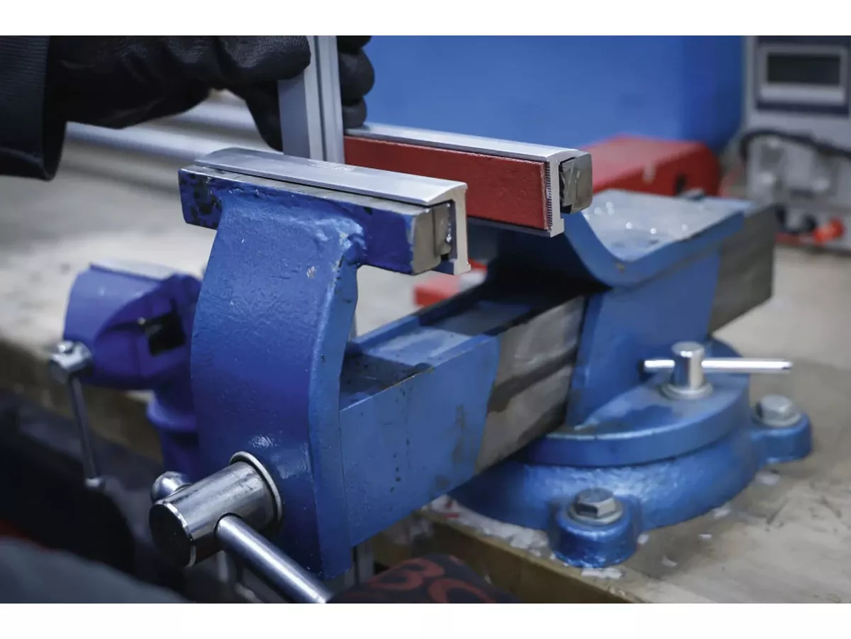 Morsa con ganasce morbide -BGS Technic- Alluminio con inserto in plastica - 150 mm