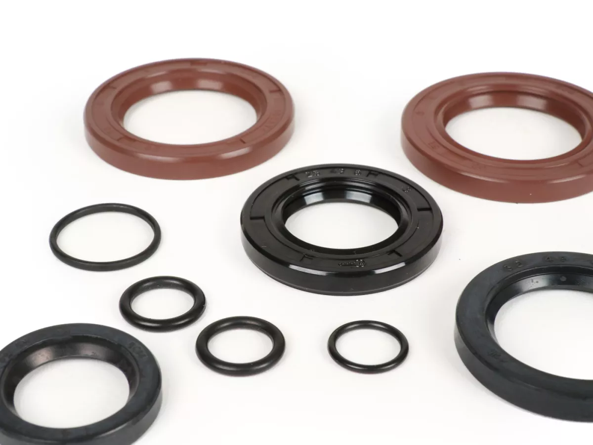 Oil seal set -JOCKEYS BOXENSTOP- Lambretta LI 125-150 (series 2-3), LIS, SX, TV (series 2-3), GP/DL - crankshaft oil seals FKM