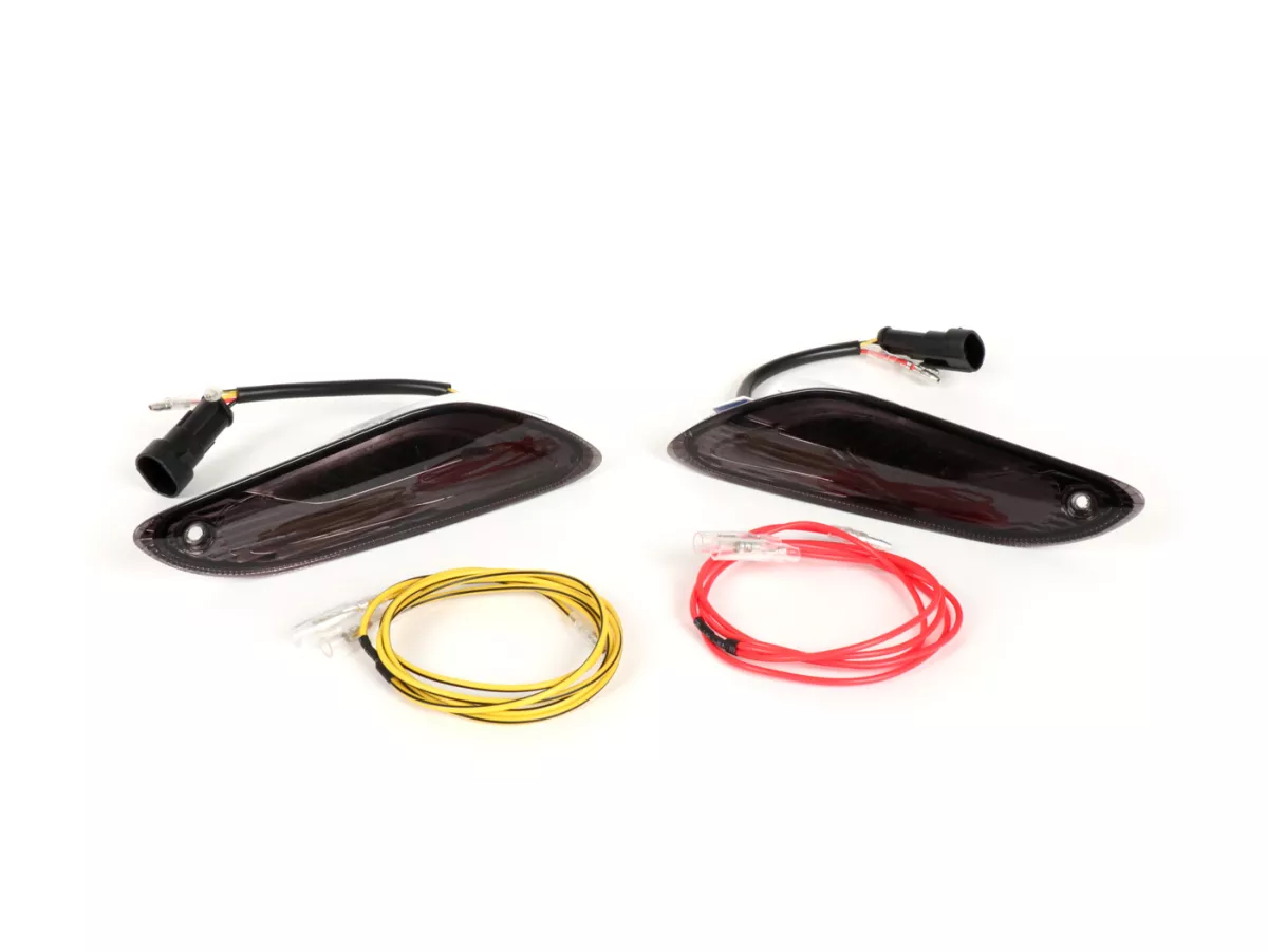 Knipperlichtenset -POWER 1 LED 2.0 (E-markering)- Vespa Primavera, Sprint - gerookt / zwart getint - achter - helder glas