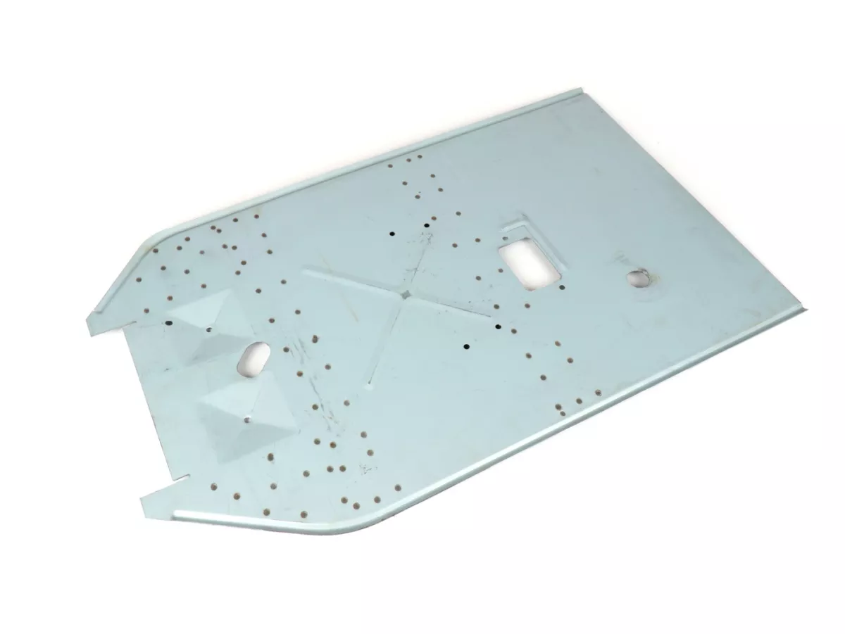 Floor board long version with X+K reinforcement -VESPA- V50 (V5A1T200000-), V50 L (V5A1T40000-), V50 S (V5SA1T31000-), V90 (V9A1T28001-), PV125, ET3