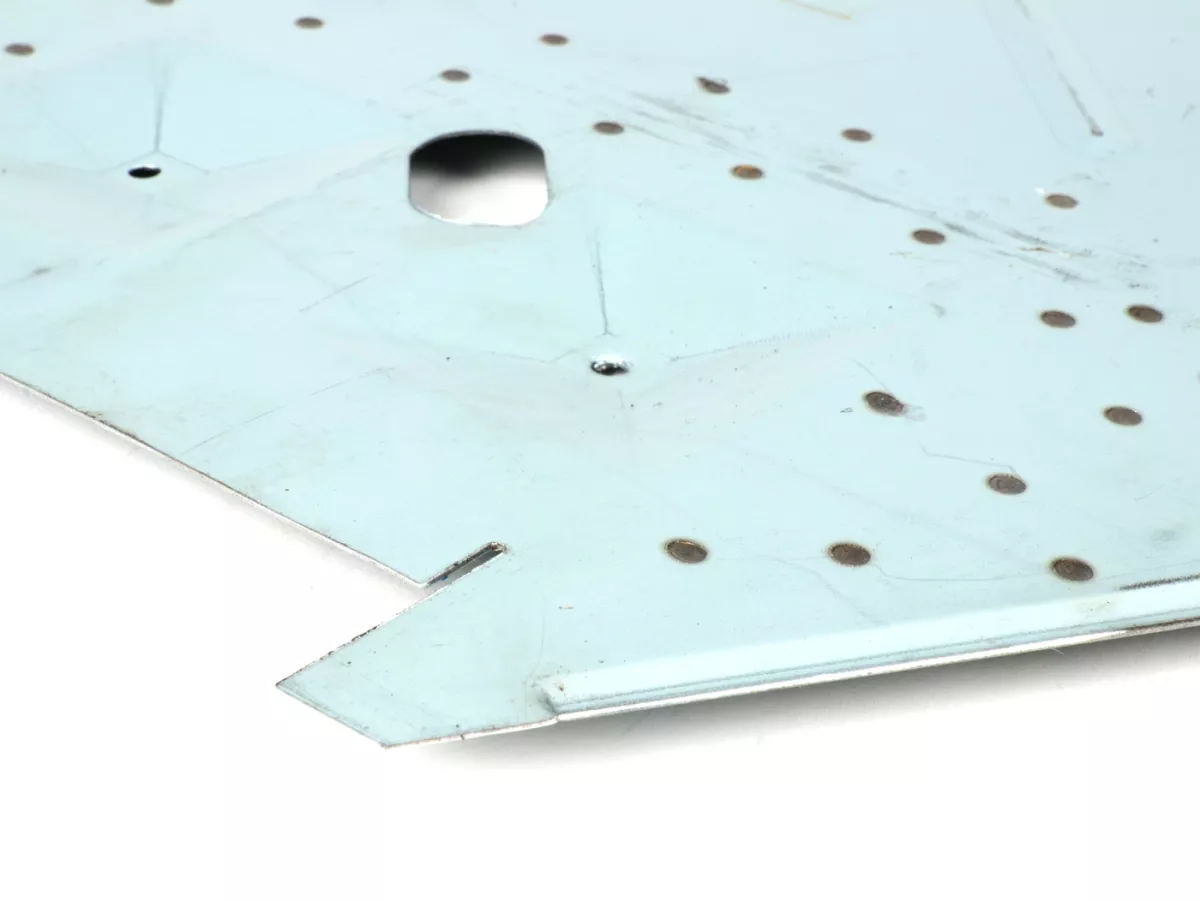 Floor board long version with X+K reinforcement -VESPA- V50 (V5A1T200000-), V50 L (V5A1T40000-), V50 S (V5SA1T31000-), V90 (V9A1T28001-), PV125, ET3