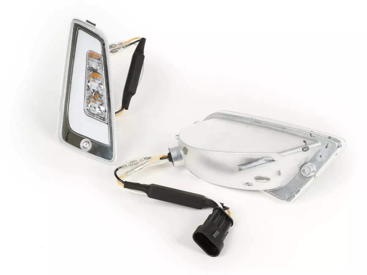 Knipperlichtenset voor -POWER 1 LED (vanaf 2014) dagrijlicht (E-markering)- Vespa GT, GTL, GTV, GTS 125-300 - wit