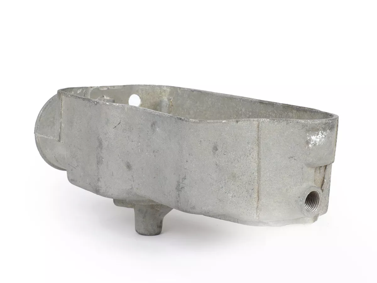 Carburettor casing -LML reed valve, with autolube- fits LML engine casing for Vespa Largeframe (PX, Sprint, Rally, VBB etc.) with reed valve intake and autolube