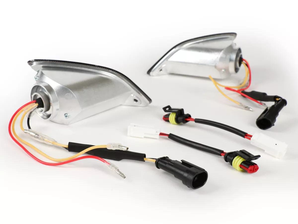 Paire clignotants arrière -POWER 1 LED (-2014) avec feux de position (avec homologation européenne)- Vespa GT, GTL, GTV, GTS 125-300 - fumé