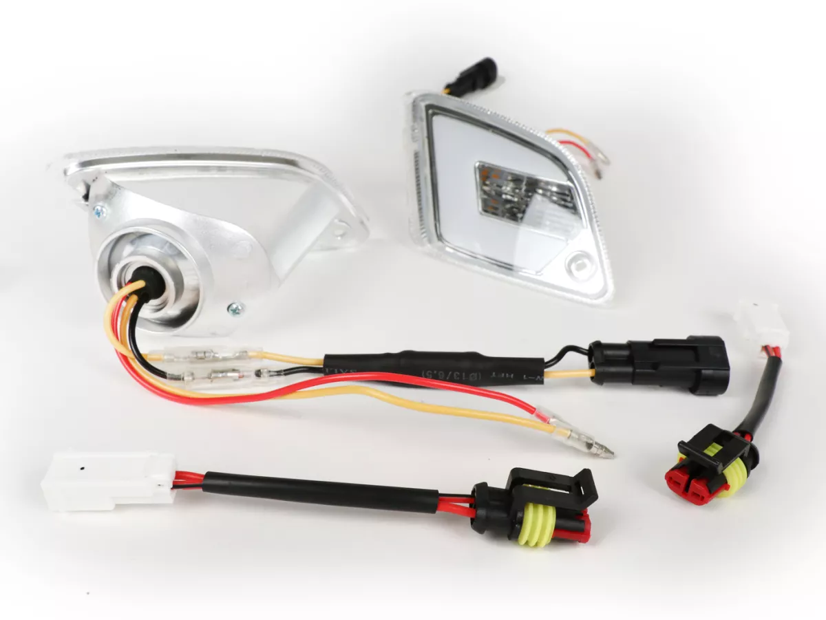 Set indicatori di direzione posteriori -POWER 1 LED (fino al 2014) con luce di posizione (E-mark) - Vespa GT, GTL, GTV, GTS 125-300 - bianco