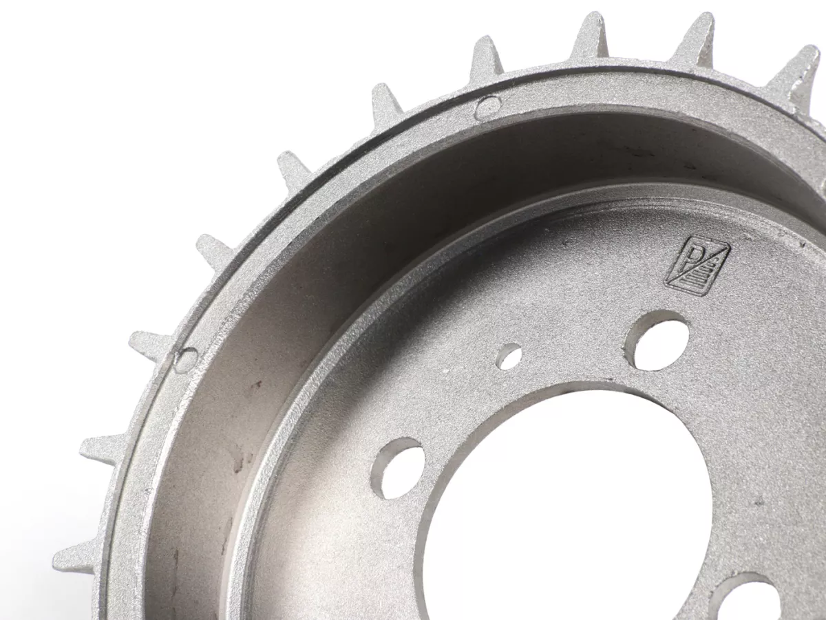 Bromstrumma fram 8 tum -OEM-kvalitet- Aluminium med kylflänsar- Vespa Wideframe VN1, VL, VB1T, Largeframe VNA1T, VNA2T, VNB, VBA1T, VBB1T, VBB2T