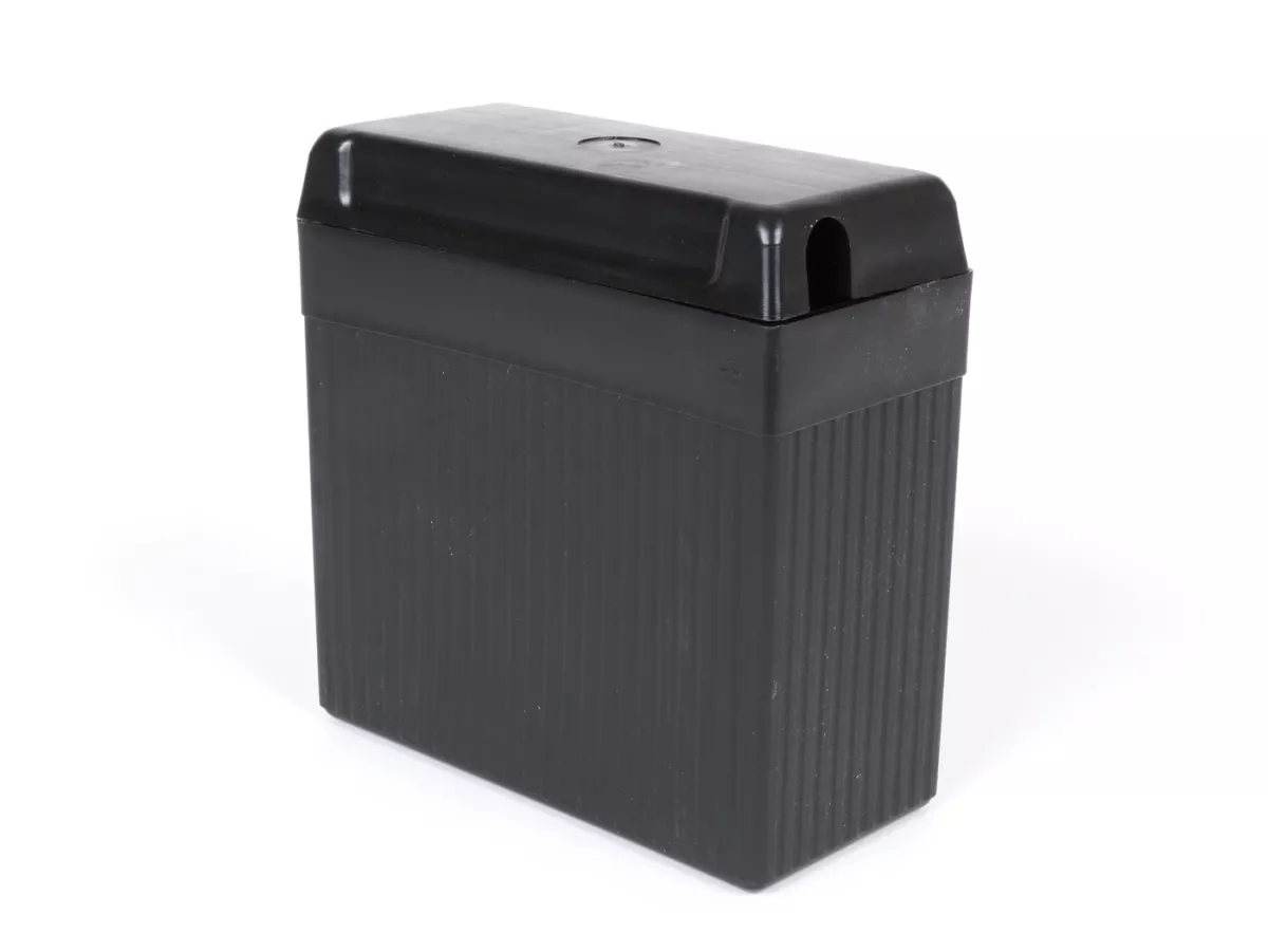 Caja vacía batería incl. tapa -Gel RAE 3s4- 6V 8Ah - 126x126x57mm - Vespa GS150 (VS1-5), V50 Elestart (V5A3T, V5B2T, V5B4T),Lambretta Serie 2 (a partir de 10/1959), Serie 3