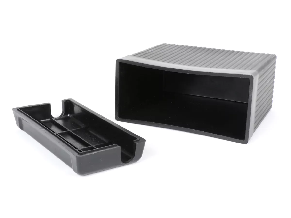 Caja vacía batería incl. tapa -Gel RAE 3s4- 6V 8Ah - 126x126x57mm - Vespa GS150 (VS1-5), V50 Elestart (V5A3T, V5B2T, V5B4T),Lambretta Serie 2 (a partir de 10/1959), Serie 3