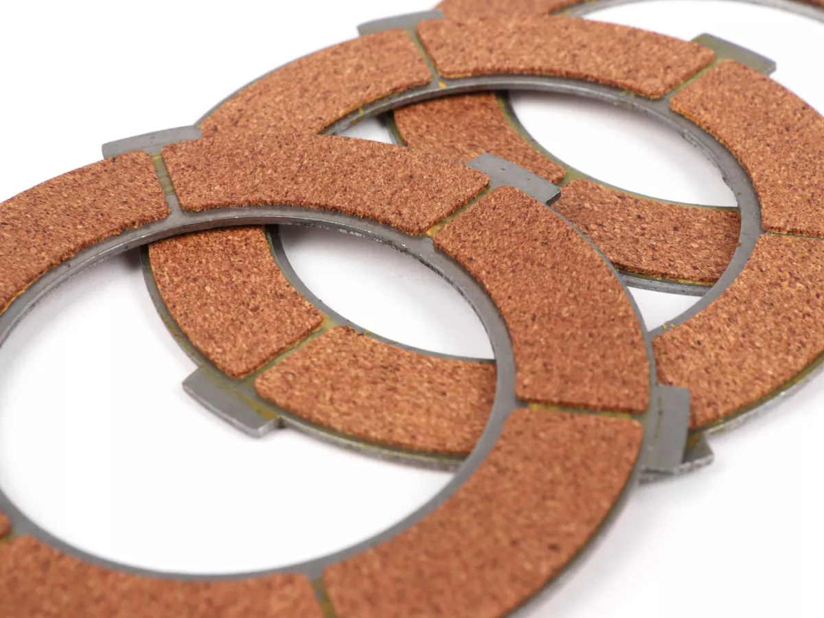 Clutch friction plate set -OEM QUALITY type 6 springs, 3 friction plates - Vespa PX80, PX125, PX150, Sprint, TS, Super, GT, GTR, VBA, VBB, VNB, VNA2T (081469-), Ape 150c