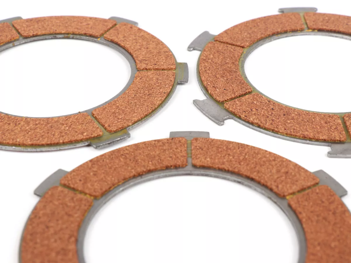 Clutch friction plate set -OEM QUALITY type 6 springs, 3 friction plates - Vespa PX80, PX125, PX150, Sprint, TS, Super, GT, GTR, VBA, VBB, VNB, VNA2T (081469-), Ape 150c