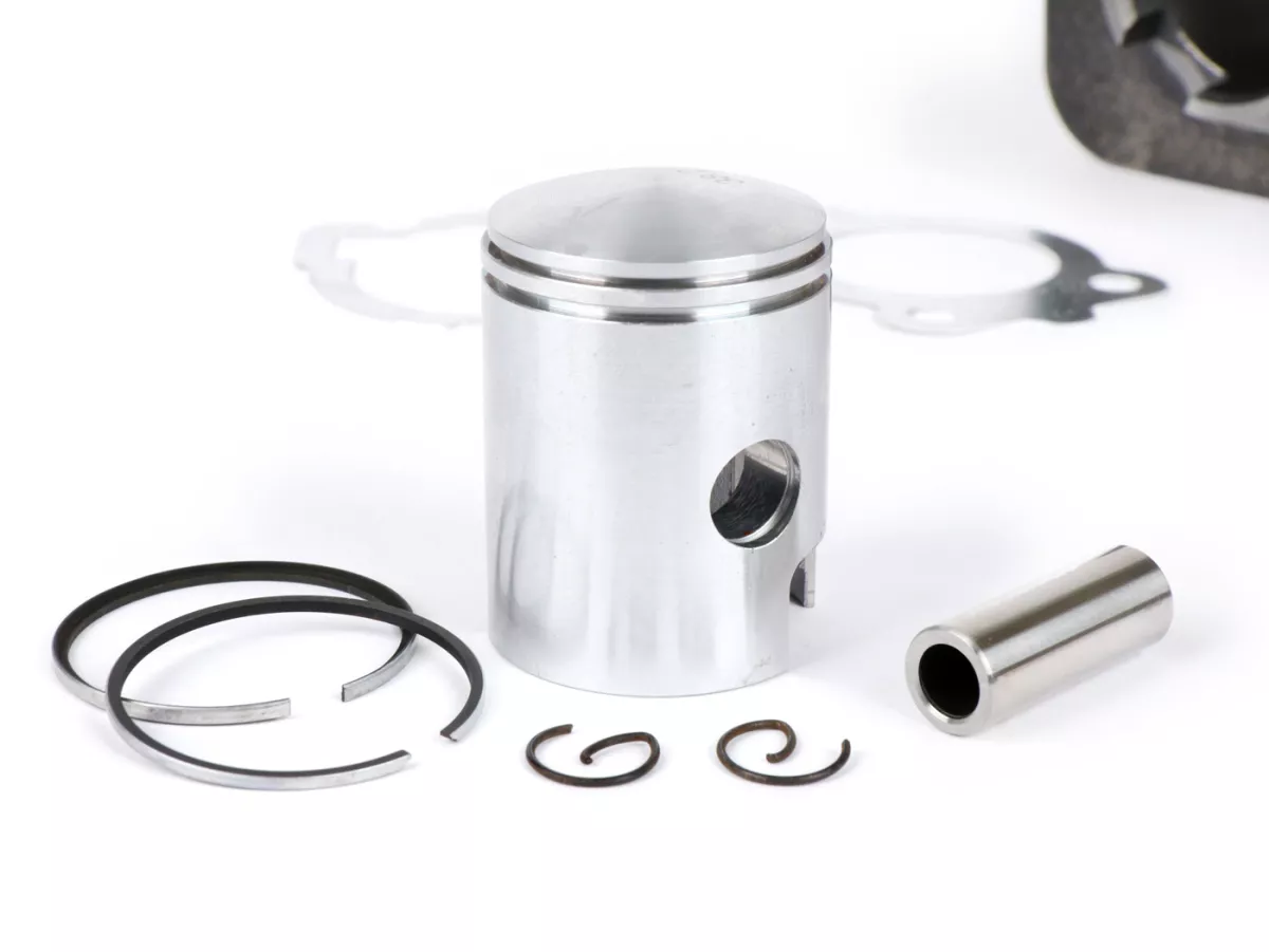 Cylinder -OEM QUALITY 50 cc Standard Ø38.2mm, exhaust port Ø22mm- Piaggio Ciao (gudgeon pin = Ø 12mm) - with gaskets