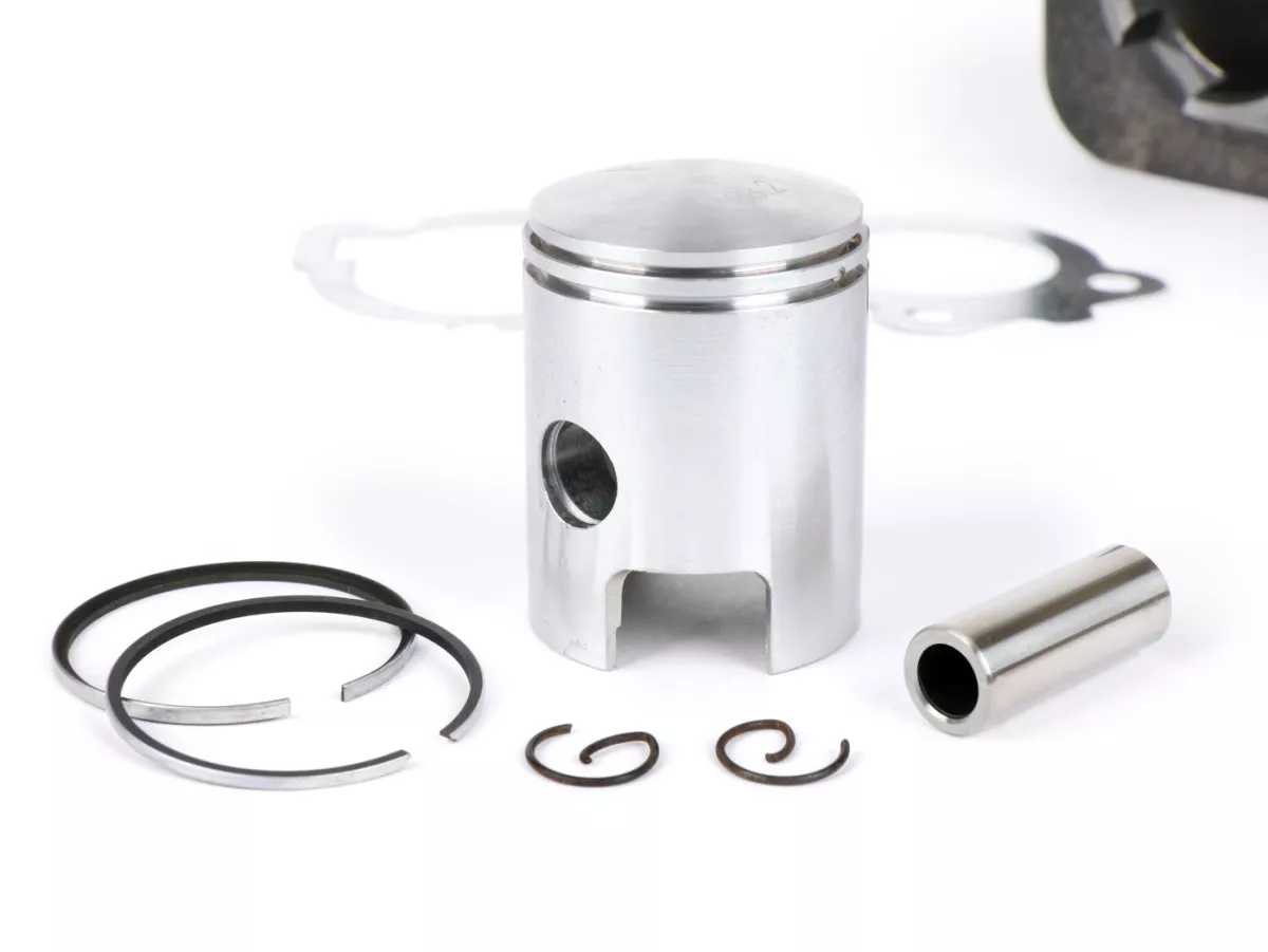 Cylinder -OEM QUALITY 50 cc Standard Ø38.2mm, exhaust port Ø22mm- Piaggio Ciao (gudgeon pin = Ø 12mm) - with gaskets