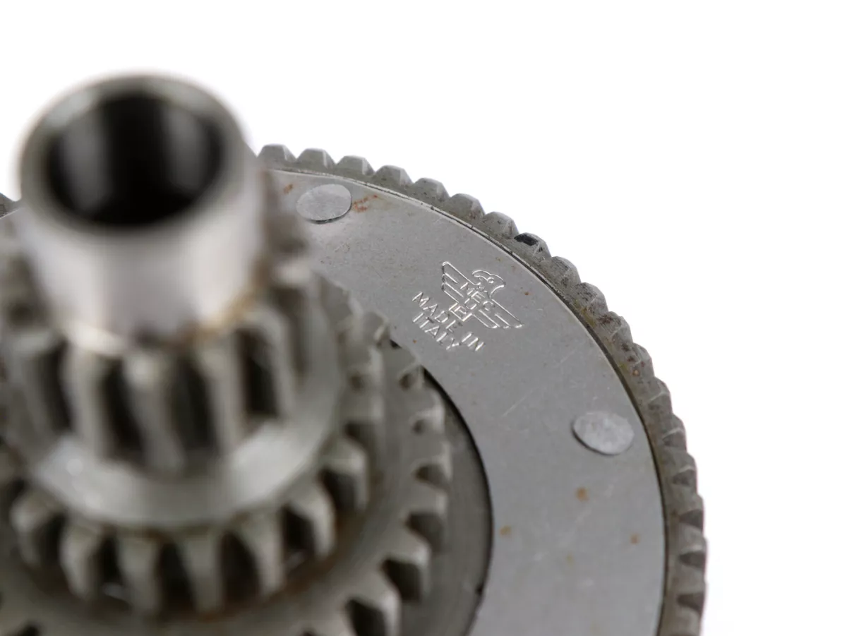Arbre primaire y compris pignon primaire 67 dents -QUALITÉ OEM, siège de roulement Ø37mm- Vespa 3 vitesses VBA1T, VNB1T, VNB2T, VNB3T, VNB4T - 14-20-27 dents
