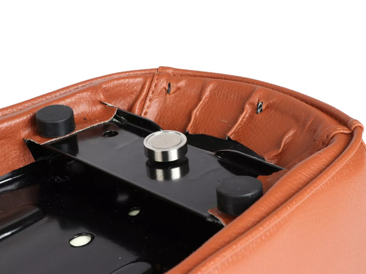 Seat -BGM PRO Classic Touring- Vespa Sprint150 (VLB1T), GL150 (VLA1T), GT125 (VNL2T), GTR125 (VNL2T) - brown