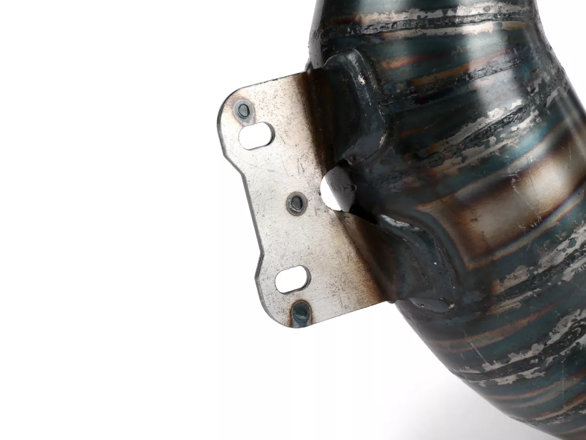 Scarico -EGIG PERFORMANCE Mamba Ø=32mm (interasse perni 54-60mm), silenziatore imbullonato (Ø70mm)- Vespa ET3, PV125