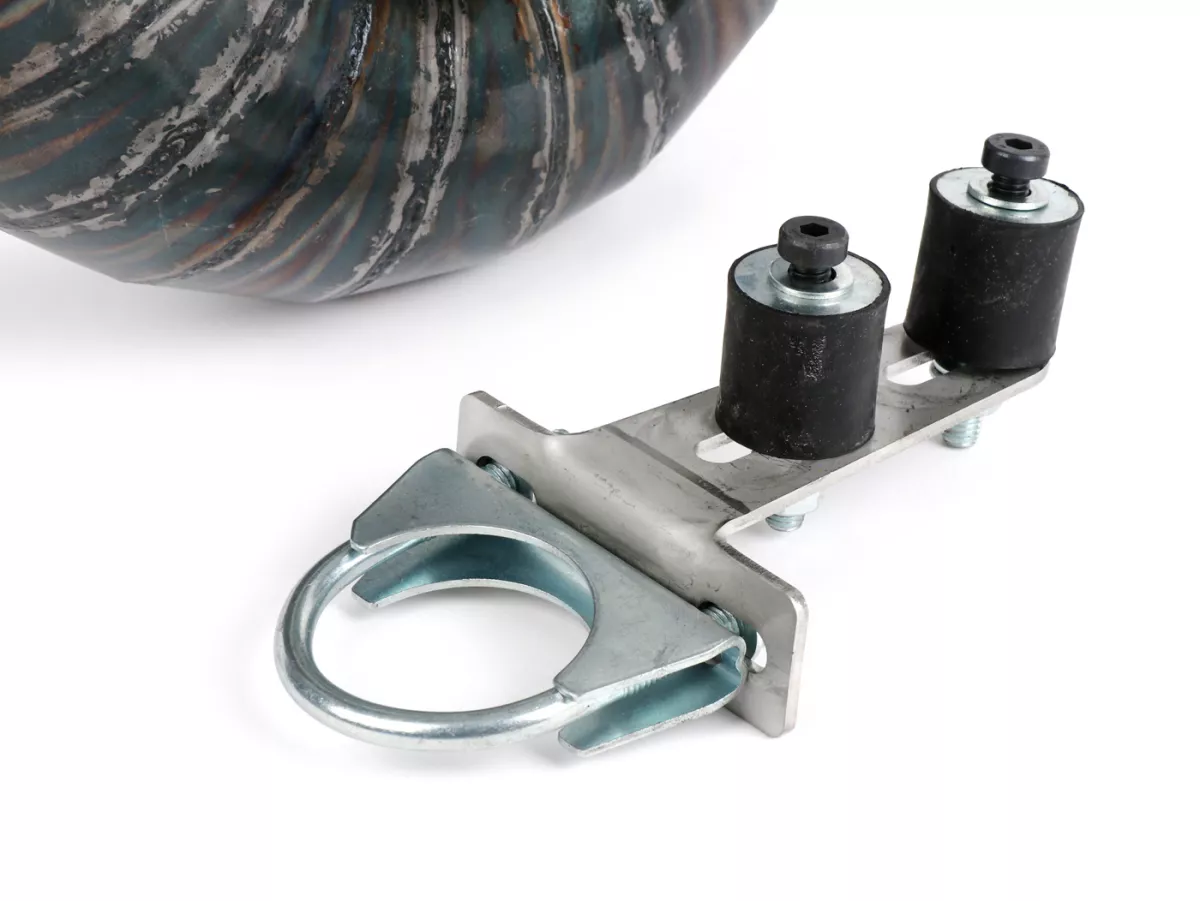 Scarico -EGIG PERFORMANCE Mamba Ø=32mm (interasse perni 54-60mm), silenziatore imbullonato (Ø70mm)- Vespa ET3, PV125