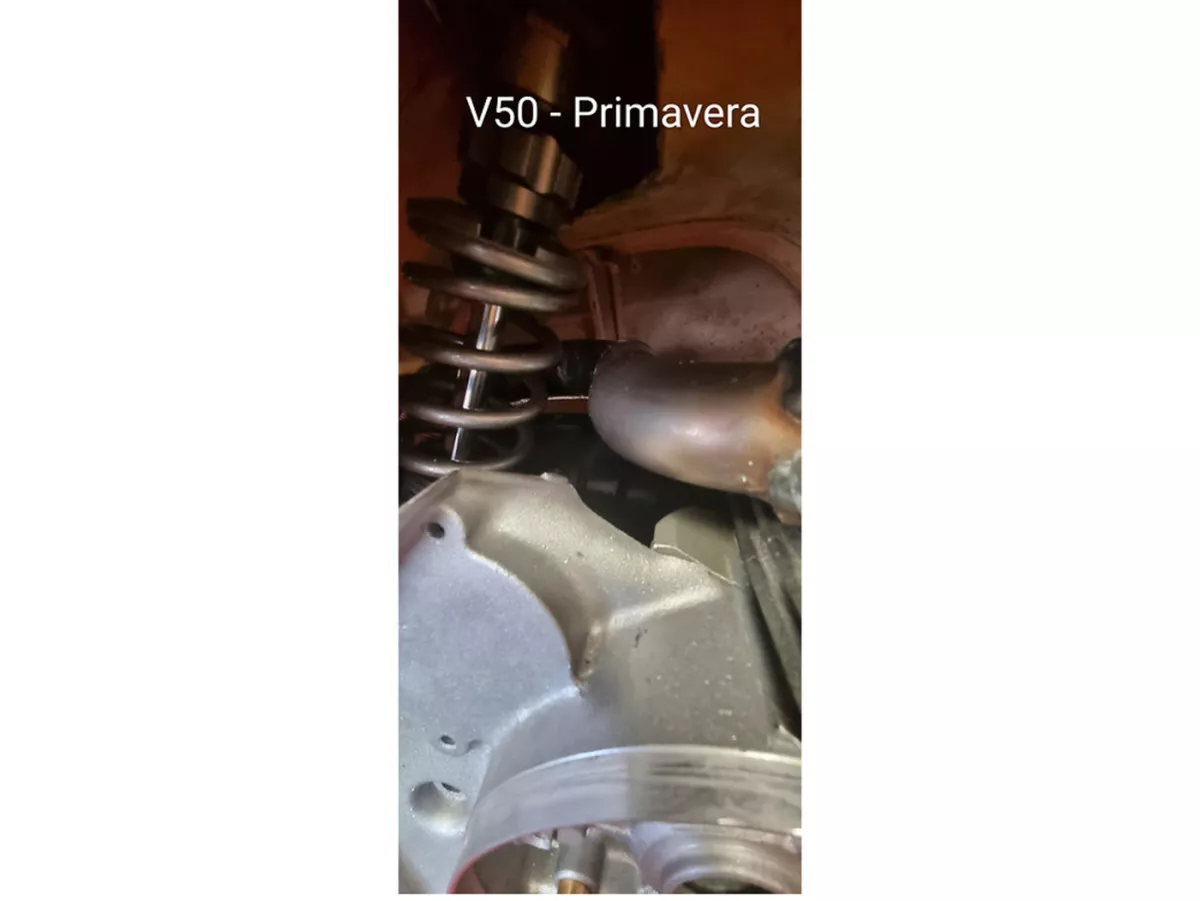 Avgasrör -EGIG PERFORMANCE Unisex 125-170cc, Ø=32mm (54-60mm dubbavstånd), bultad XXL bakre ljuddämpare (Ø70mm) - Vespa ET3, PV125 (även lämplig för fordon med bagageutrymme i vänster sidokåpa)