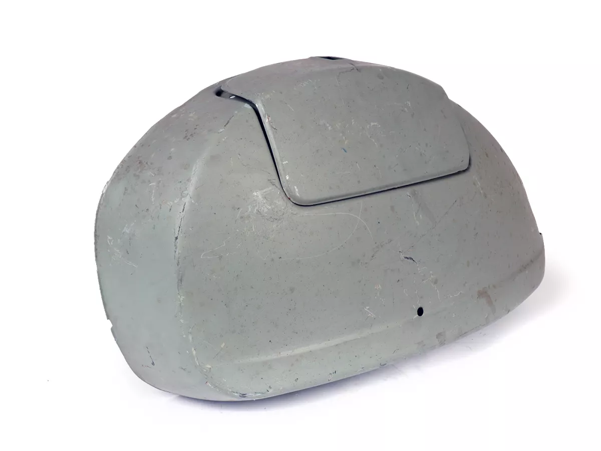 Zijafdekking links -LML met bagageruimte, (NOS) (A-kwaliteit)- Vespa PX80, PX125, PX150, PX200, T5 125cc (Indiase richtingaanwijzers type LML) - Binnensluiting