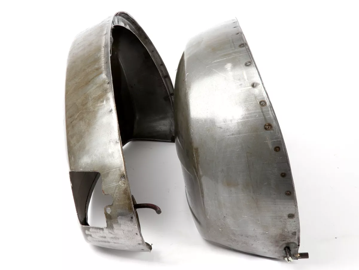 Side panel set -OEM QUALITY- Vespa PX (1977-1983, models with indicators) - P80X, P125X, P150X, P200E - external closure