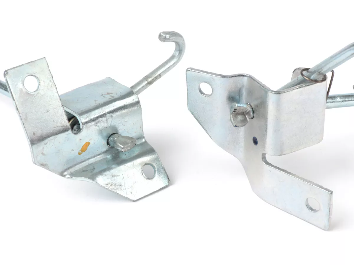 Set pengunci penutup samping -KUALITAS OEM- Vespa PX (model dengan kunci internal), T5 125cc, LML Star/Stella 2-tak