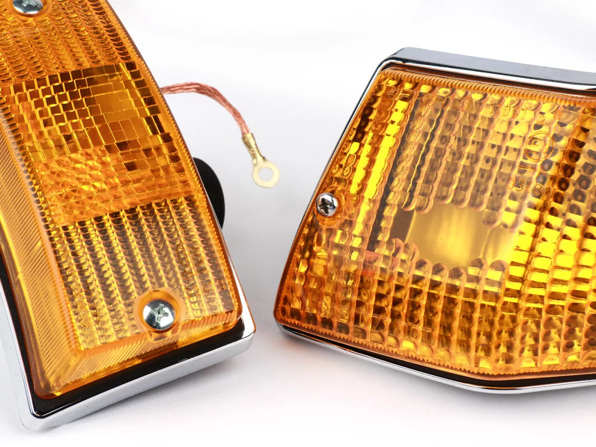 Set indicatori di direzione -SIEM- Vespa PX80, PX125, PX150, PX200, T5 125cc - Corpo cromato - Lenti arancioni