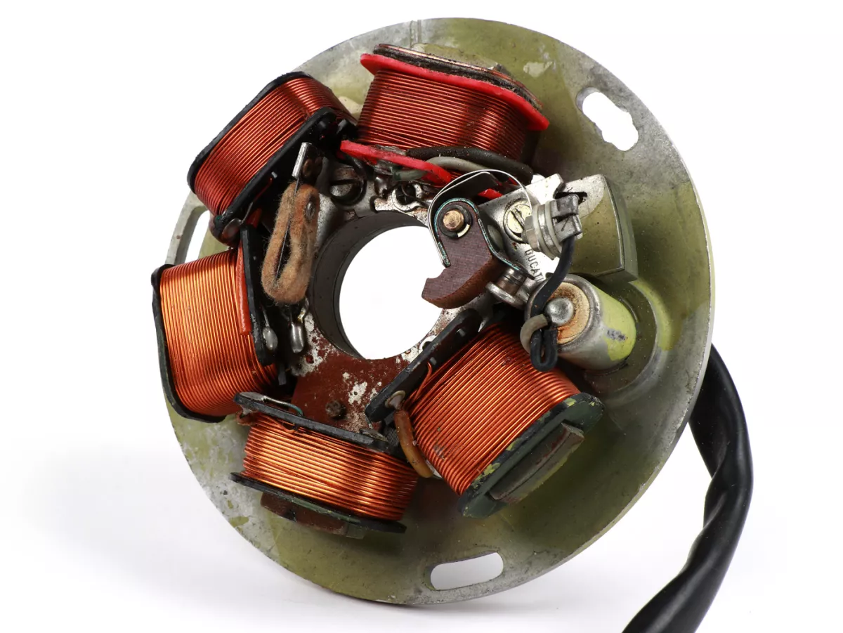 Encendido -PIAGGIO/DUCATI (NOS) placa base (encendido por contacto, 5 cables, 12V, AC)- Vespa PX - P125X, P150X, con regulador de tensión, con batería, con sistema intermitente de 4 vías, 2x cable amarillo