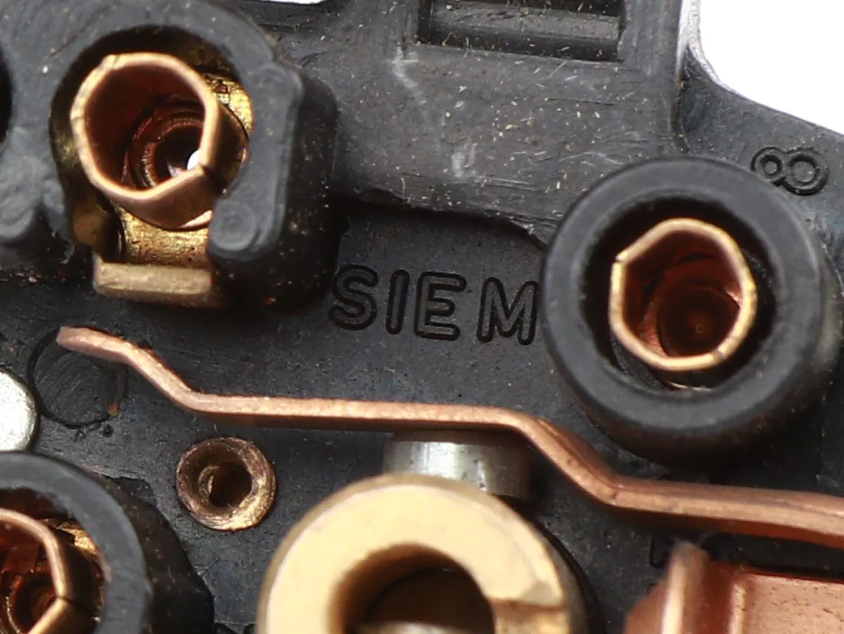 Ignition switch -SIEM (NOS)- Gilera Giubileo 98 - 125 - 175 -200