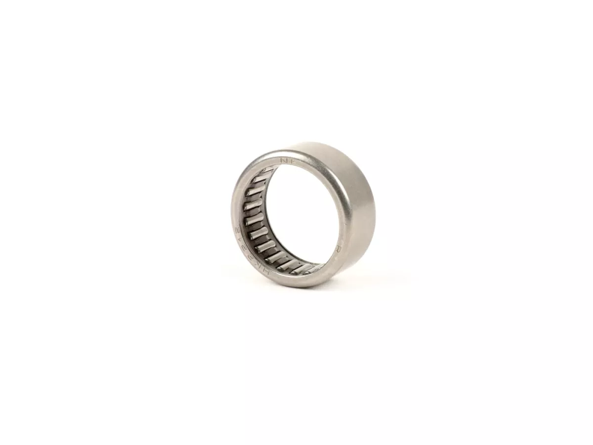 Nållager -HK 2212- (22x28x12mm) - (används till främre bromsens ankarplatta Vespa PX (från 1982), T5 125cc, Cosa, PK, Gilera Fuoco, Piaggio Hexagon, MP3, Sfera, SKR, Quartz, Zip SP, Vespa ET2, ET4, GT125, GTL, GTS125, GTV, LX, LXV, S)