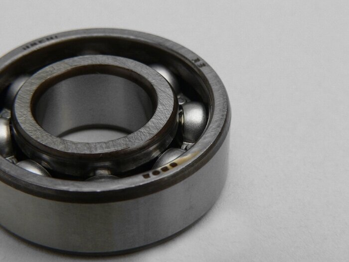 Cuscinetto a sfere -6202- (15x35x11mm) - (utilizzato per ingranaggi cardanici/conici Lambretta B, C, LC, albero ausiliario Lambretta Lui 50-75, J50, J100, J125, J50 DeLuxe, J50 Special)