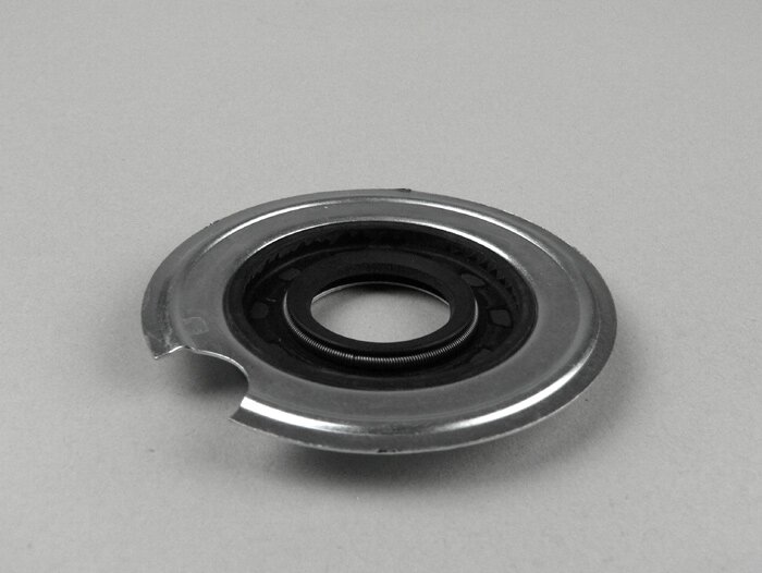 Paraolio 20x40/60x7mm -QUALITÀ OEM 0,5mm- utilizzato per albero motore lato alternatore Vespa Largeframe (-1976) Sprint, Super, TS, GT125, GTR125, VNA, VNB, VBA, VBB, Wideframe (inoltre lato albero motore) VM, VN, VL, GS150 / GS3