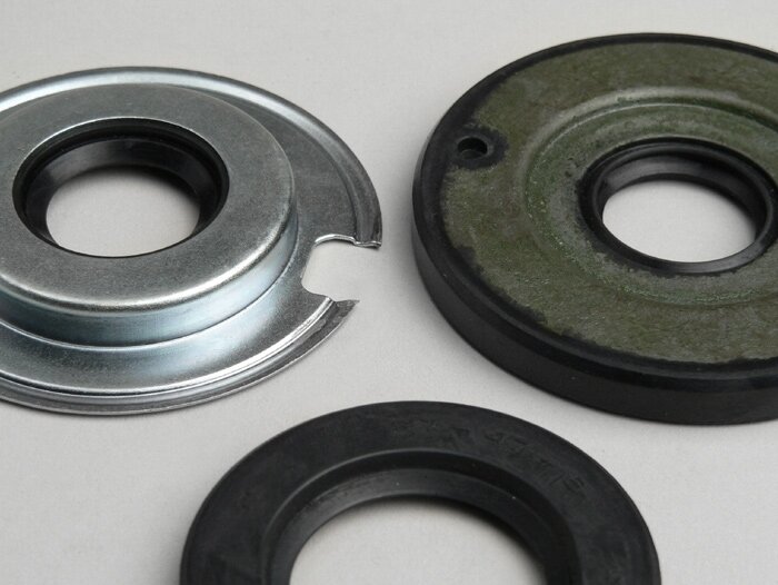 Juego de retenes -CALIDAD OEM- Vespa Sprint150 (VLB1T), Sprint Veloce150 (VLB1T -294259), GTR125 (VNL2T -145900), TS125 (VNL3T -18139), GT125, VNA, VNB, VBA, VBB, Super, GL150 (VLA1T)