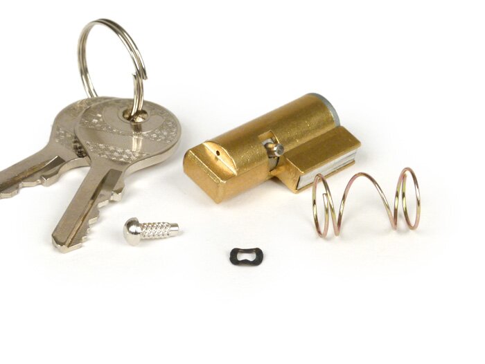 Stuurslot -OEM KWALITEIT 31x6mm- Vespa Rally180 (VSD1T), Rally200 (VSE1T), Sprint (VLB1T, tot nr. 077174), GL (VLA1T), GS160 (VSB1T, vanaf nr. 55507), SS180 (VSC1T),V50 N (V5A1T, tot nr. 236000), V90 (V9A1T), 50 SS/Super Sprint (V5SS1T), 90 SS/Super Sprin