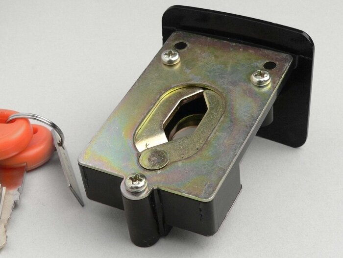 Zitbankvergrendeling -OEM KWALITEIT- Vespa PX Lusso, T5 125cc - Zwart