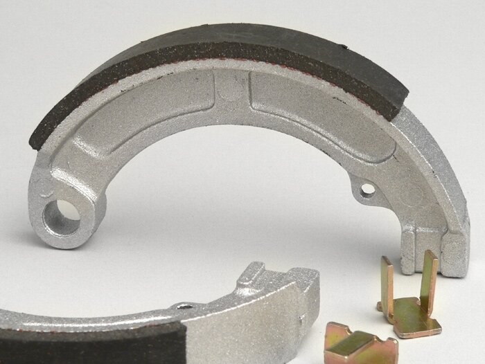 Brake shoes -VESPA Ø=135x20mm- VESPA V50 (r) - 9 inch