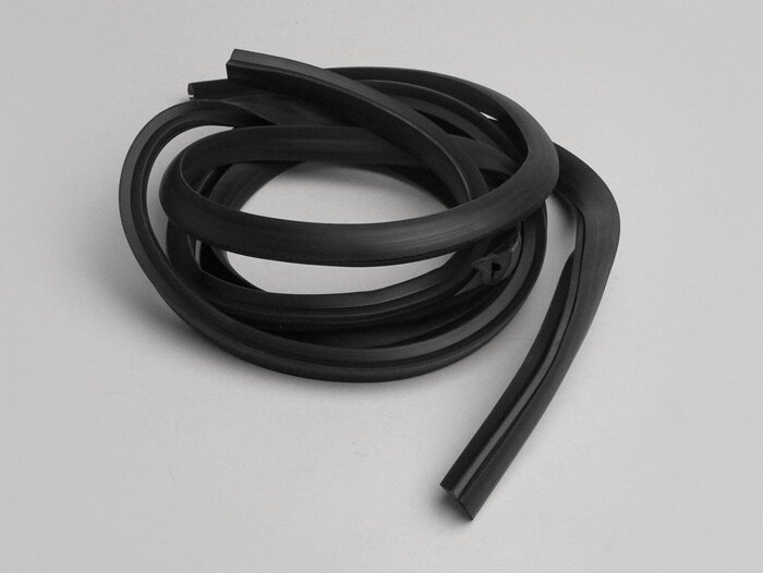 Joints d'aile -QUALITÉ OEM- Vespa PX (-1984) - noir