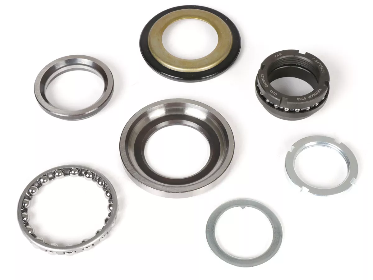 Cuffia - Cuscinetto testa sterzo -PIAGGIO- Piaggio, Gilera, Vespa - set completo superiore + inferiore (9 parti) - Vespa V50, 50N, PV, ET3, PK, PX, T5, Cosa, Rally, Sprint, Super, GS160, SS180, GTS, HPE, ET2, ET4, LX/LXV, S50-125, Sprint, Primavera, Runne